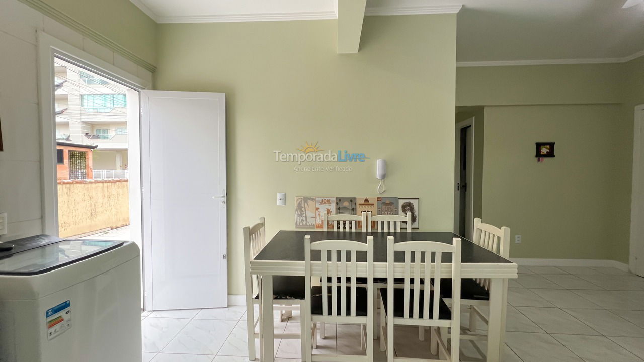 Apartamento para aluguel de temporada em Bombinhas (Praia de Bombinhas)