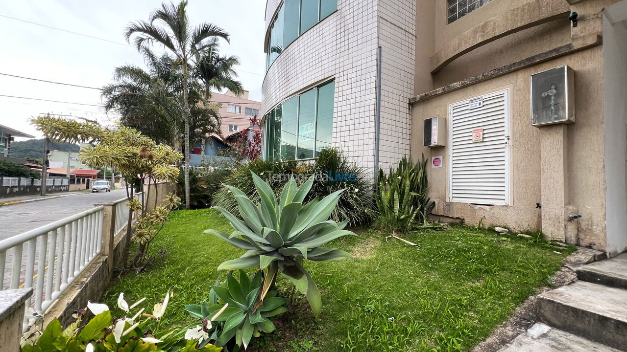 Apartamento para aluguel de temporada em Bombinhas (Praia de Bombinhas)