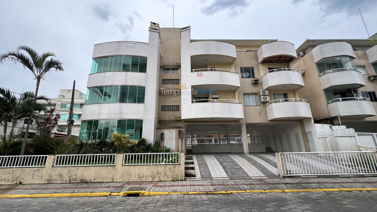 Apartamento para aluguel de temporada em Bombinhas (Praia de Bombinhas)