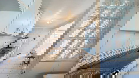 Apartamento com 1 dormitório na quadra do mar Edifício Camila