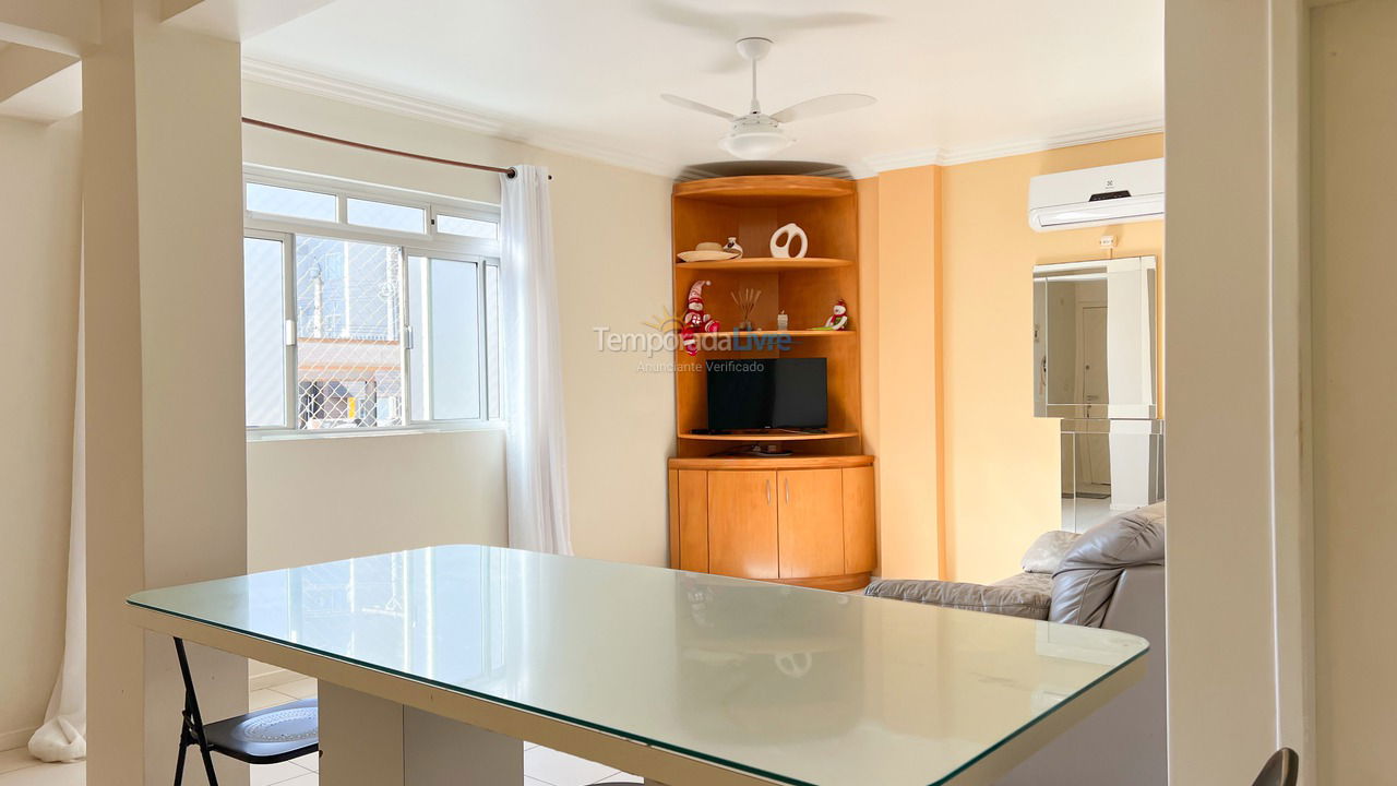 Apartamento para aluguel de temporada em Bombinhas (Centro de Bombinhas)