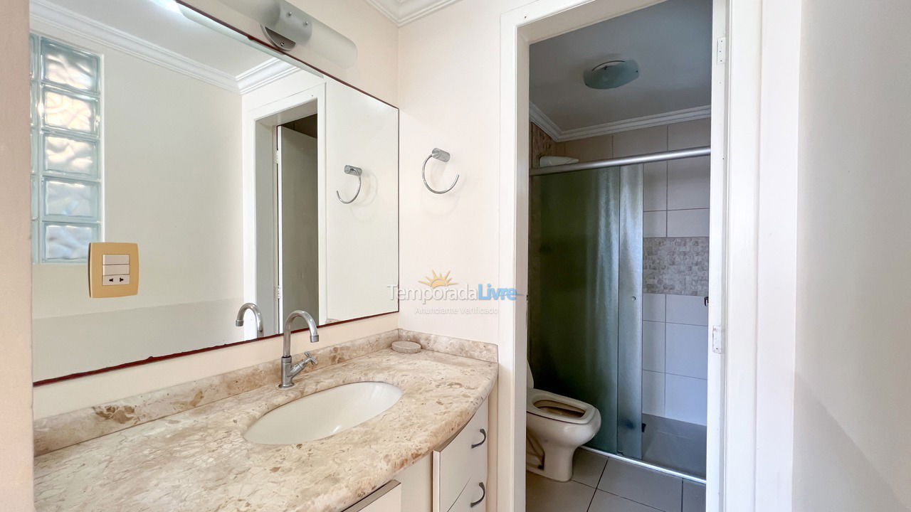 Apartamento para aluguel de temporada em Bombinhas (Centro de Bombinhas)