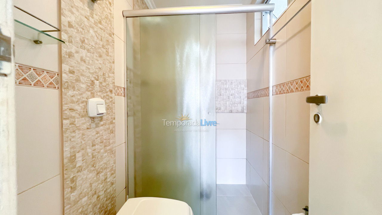 Apartamento para aluguel de temporada em Bombinhas (Centro de Bombinhas)