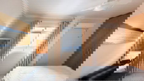 Apartamento com 1 dormitório na quadra do mar Edifício Camila