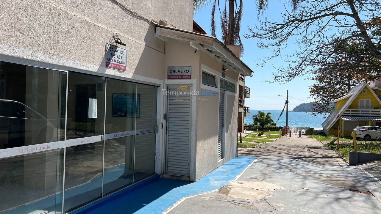 Apartamento para aluguel de temporada em Bombinhas (Centro de Bombinhas)