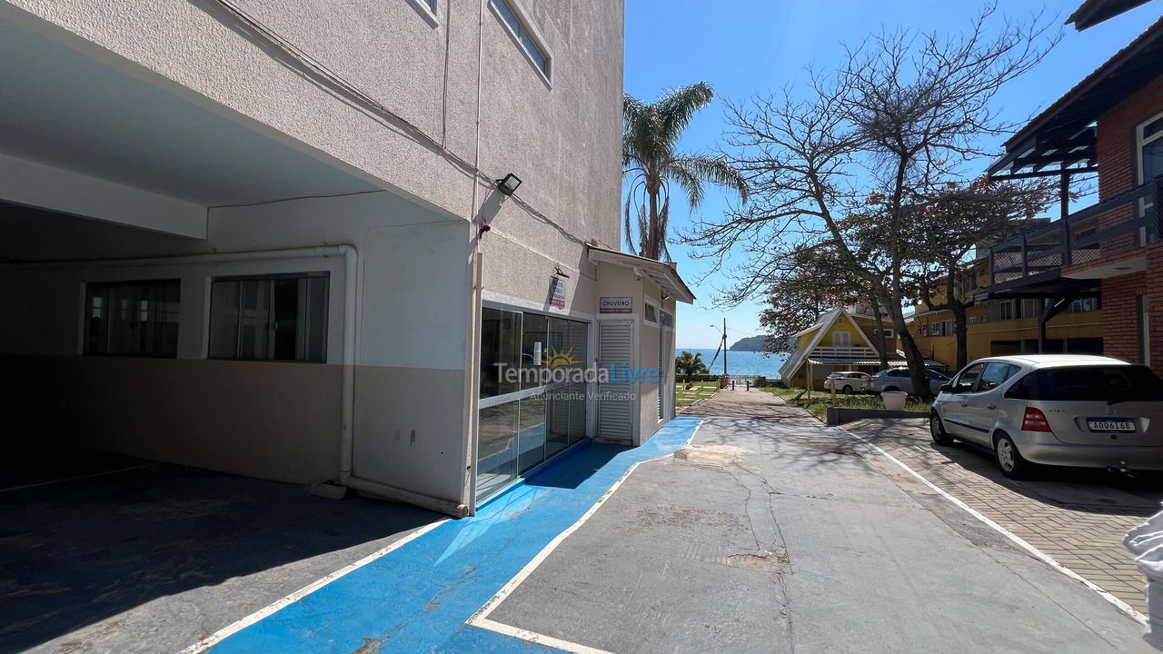 Apartamento para aluguel de temporada em Bombinhas (Centro de Bombinhas)