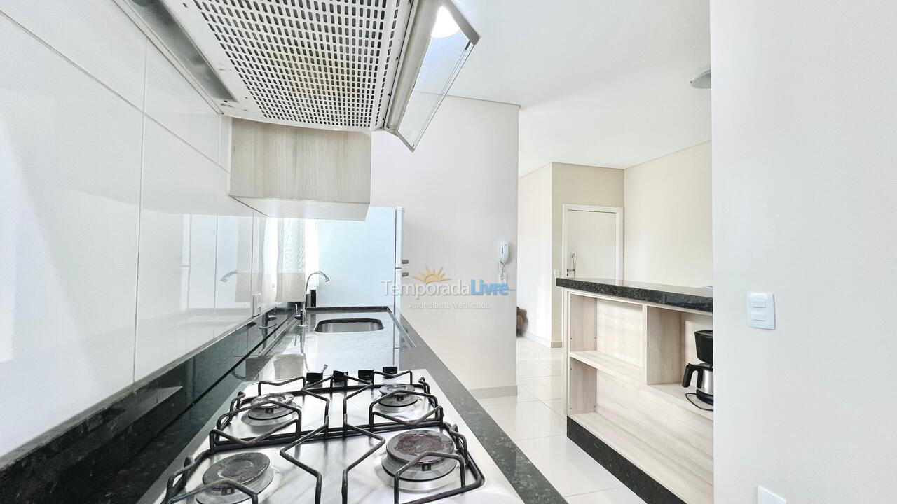 Apartamento para aluguel de temporada em Bombinhas (Praia de Bombinhas)