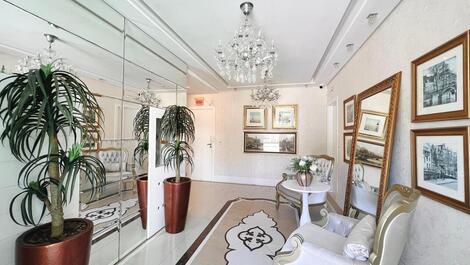 Apartamento de 2 habitaciones en el centro de Bombinhas