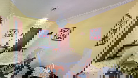 Apartamento com 3 dormitórios a poucos metros da Praia de Bombinhas!