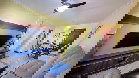 Apartamento com 3 dormitórios a poucos metros da Praia de Bombinhas!