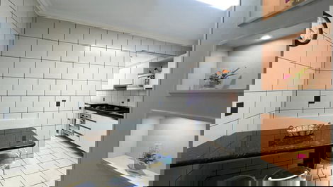 Apartamento com 3 dormitórios a poucos metros da Praia de Bombinhas!