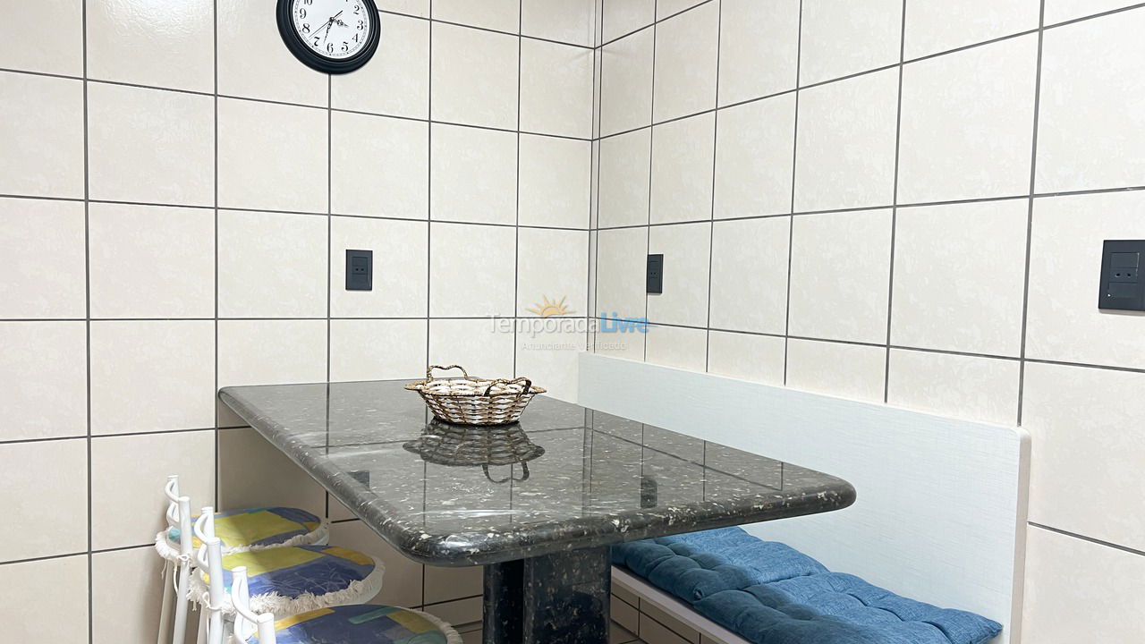 Apartamento para aluguel de temporada em Bombinhas (Praia de Bombinhas)