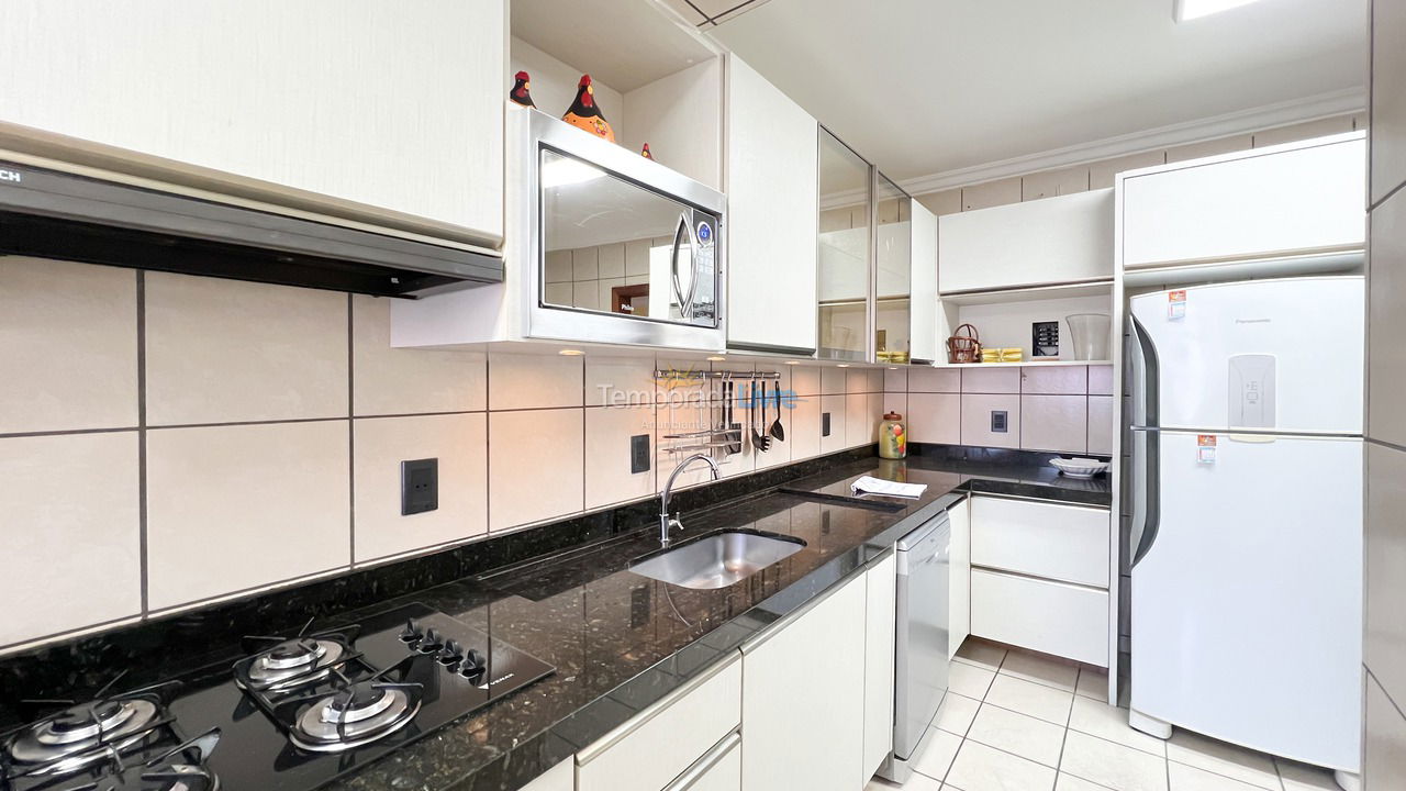 Apartamento para aluguel de temporada em Bombinhas (Praia de Bombinhas)