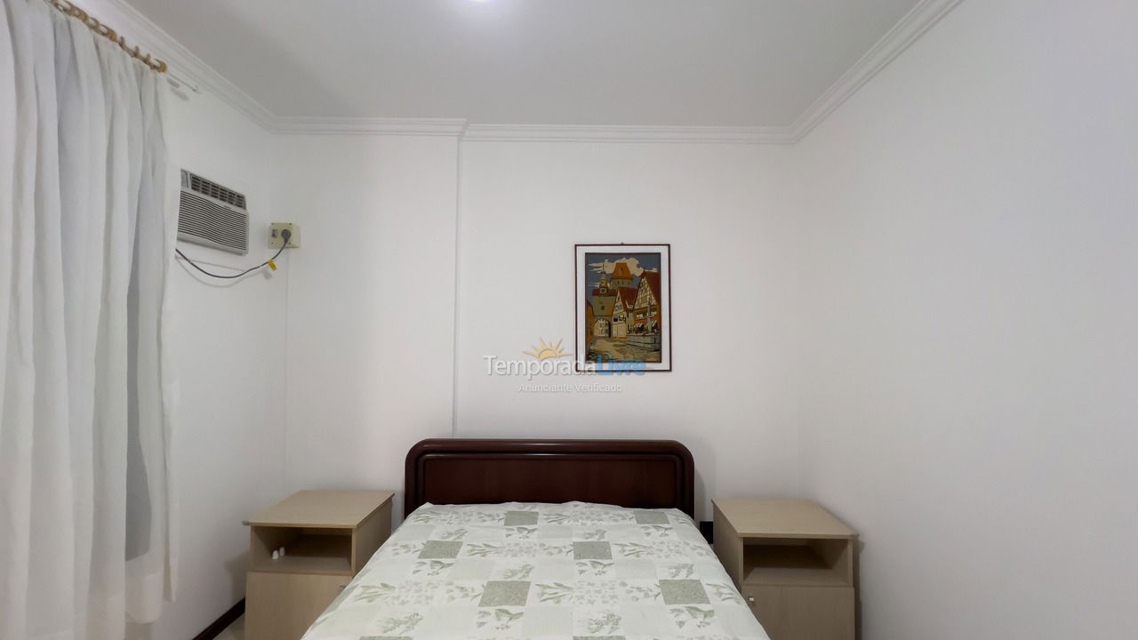 Apartamento para aluguel de temporada em Bombinhas (Praia de Bombinhas)