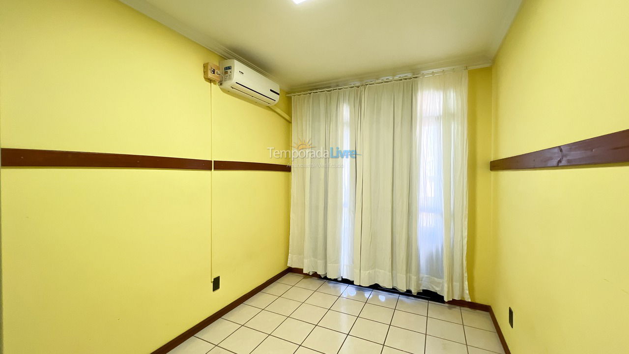 Apartamento para aluguel de temporada em Bombinhas (Praia de Bombinhas)