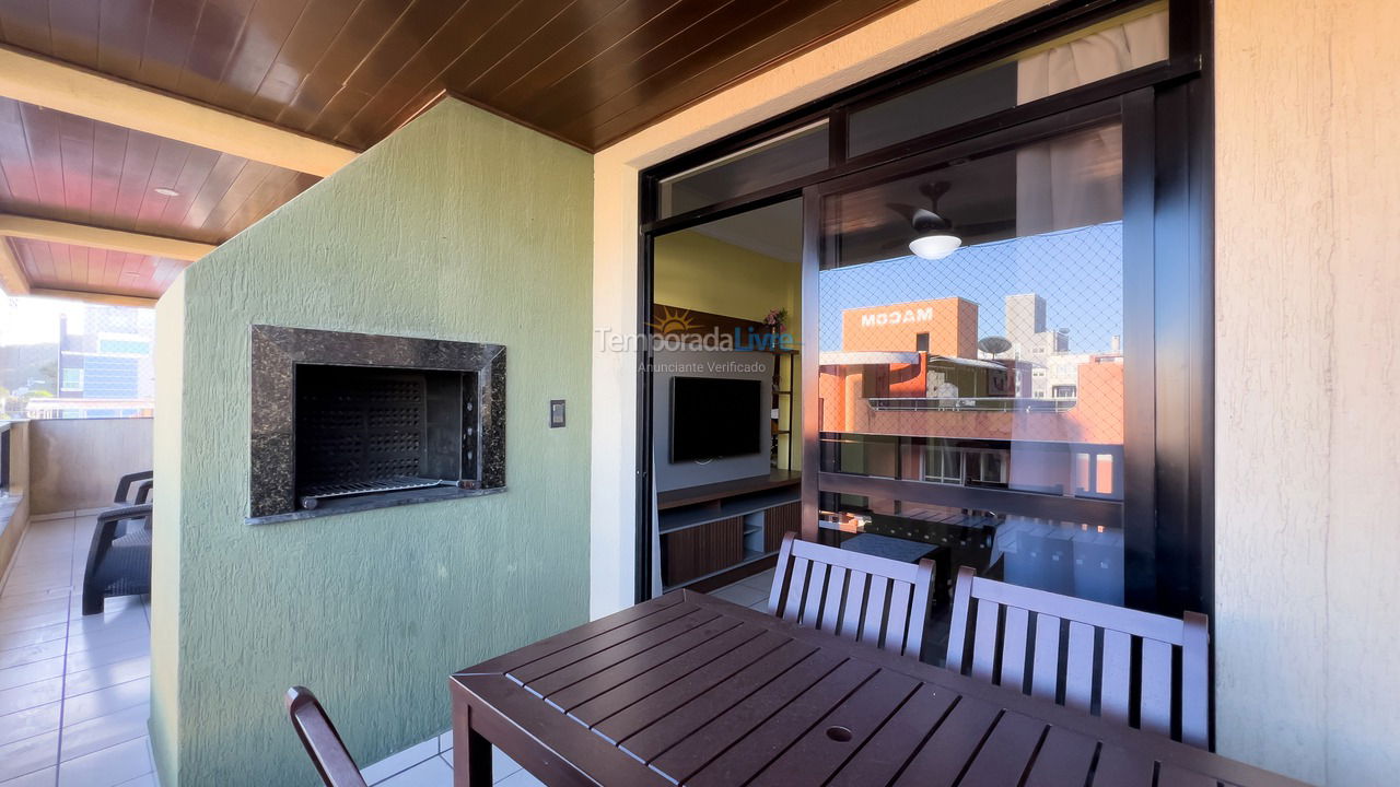 Apartamento para aluguel de temporada em Bombinhas (Praia de Bombinhas)