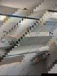 Casa de lujo con 4 suites en Arraial con bañera.