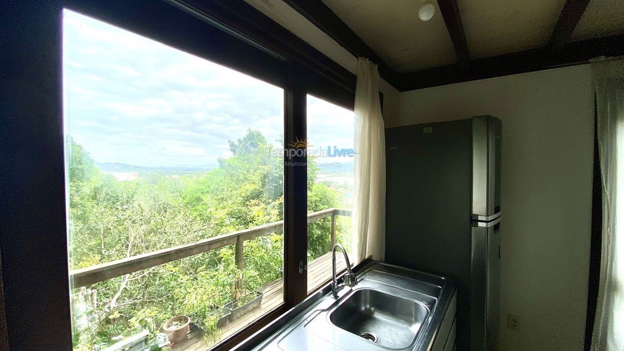 Casa para alquiler de vacaciones em Garopaba (Praia da Ferrugem)