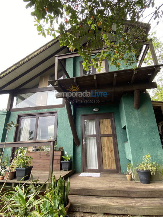 Casa para alquiler de vacaciones em Garopaba (Praia da Ferrugem)