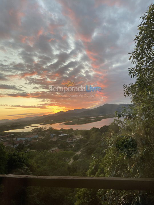 Casa para alquiler de vacaciones em Garopaba (Praia da Ferrugem)