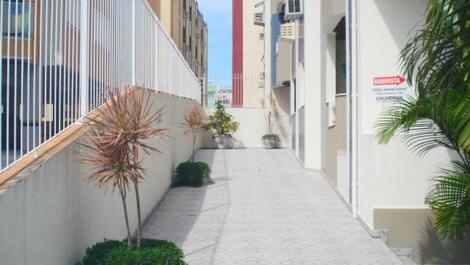 Apartamento, Praia Canasvieiras, Florianópolis-SC, Brasil.