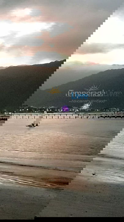 Apartamento para aluguel de temporada em Ubatuba (Itaguá)