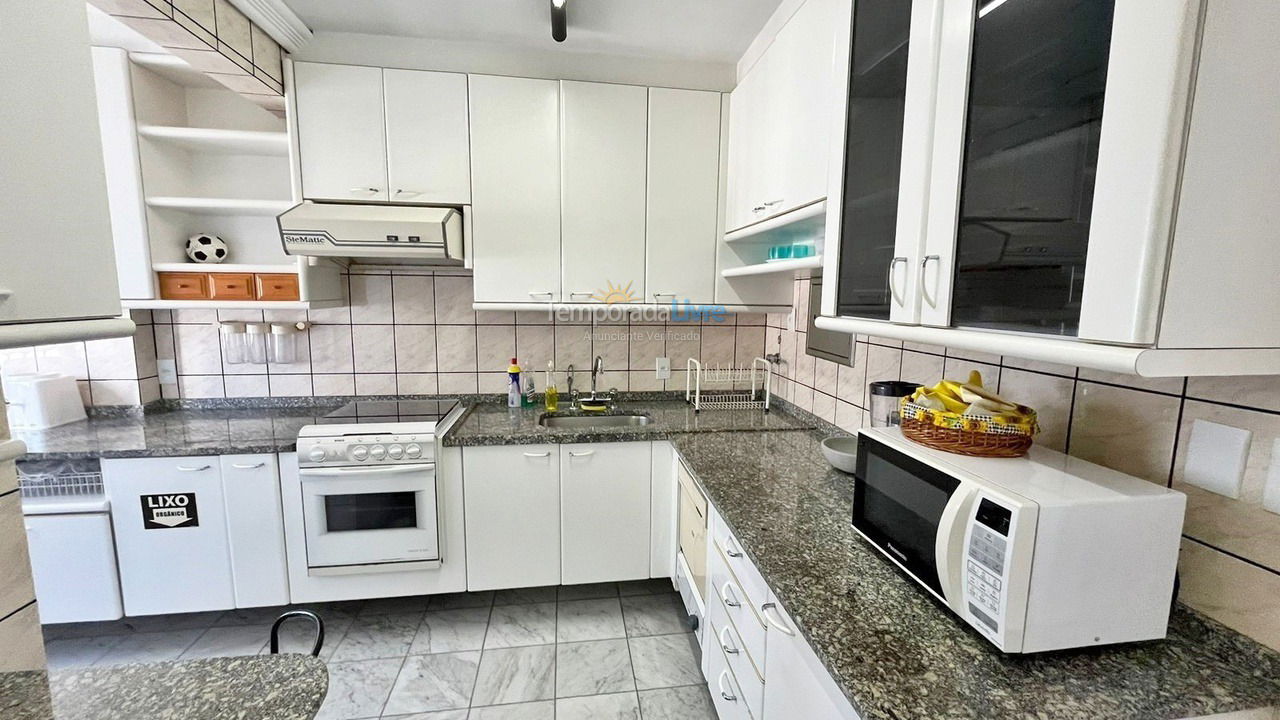 Apartment for vacation rental in Balneário Camboriú (Centro)