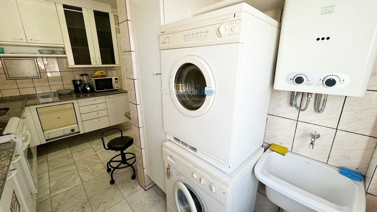 Apartment for vacation rental in Balneário Camboriú (Centro)