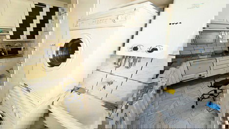 Apartment for seasonal rental beachfront, 3 bedrooms, Balneário Camboriú