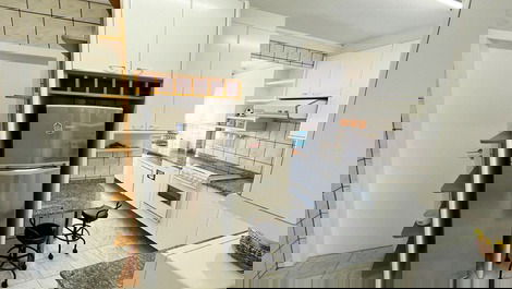 Apartment for seasonal rental beachfront, 3 bedrooms, Balneário Camboriú