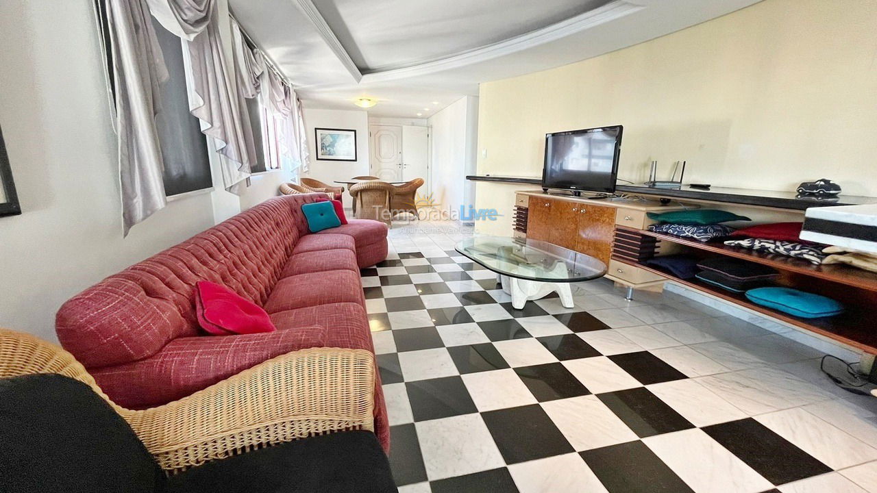 Apartment for vacation rental in Balneário Camboriú (Centro)