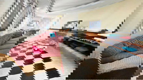 Apartment for seasonal rental beachfront, 3 bedrooms, Balneário Camboriú