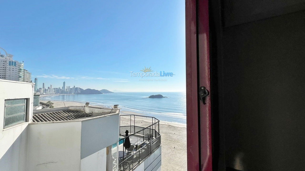 Apartment for vacation rental in Balneário Camboriú (Centro)