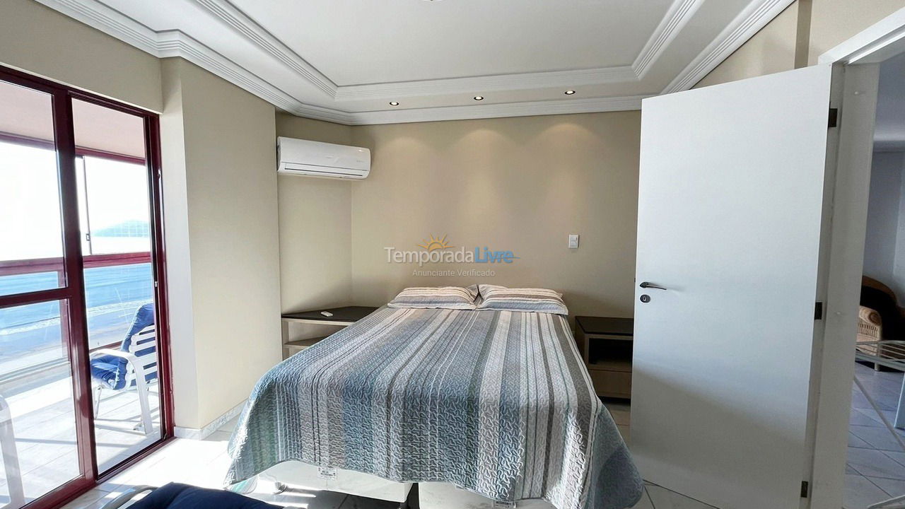 Apartment for vacation rental in Balneário Camboriú (Centro)