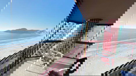 Apartment for seasonal rental beachfront, 3 bedrooms, Balneário Camboriú