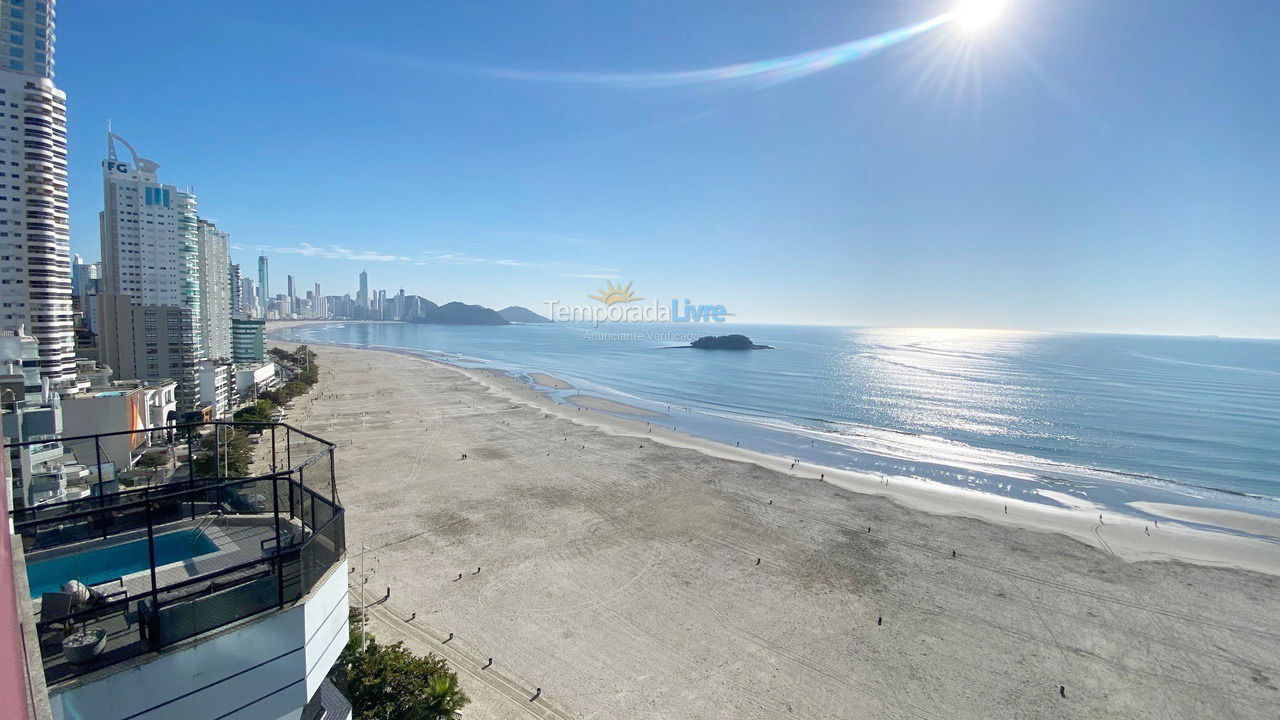 Apartment for vacation rental in Balneário Camboriú (Centro)