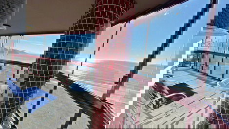 Apartment for seasonal rental beachfront, 3 bedrooms, Balneário Camboriú