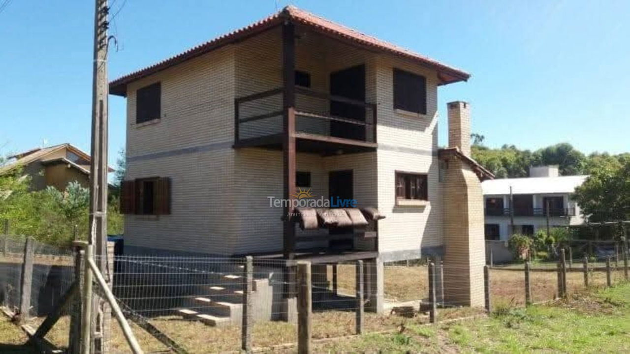 House for vacation rental in Imbituba (Praia do Rosa)