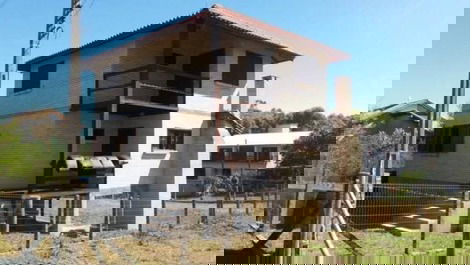 House in Praia do Rosa, for up to 6 people