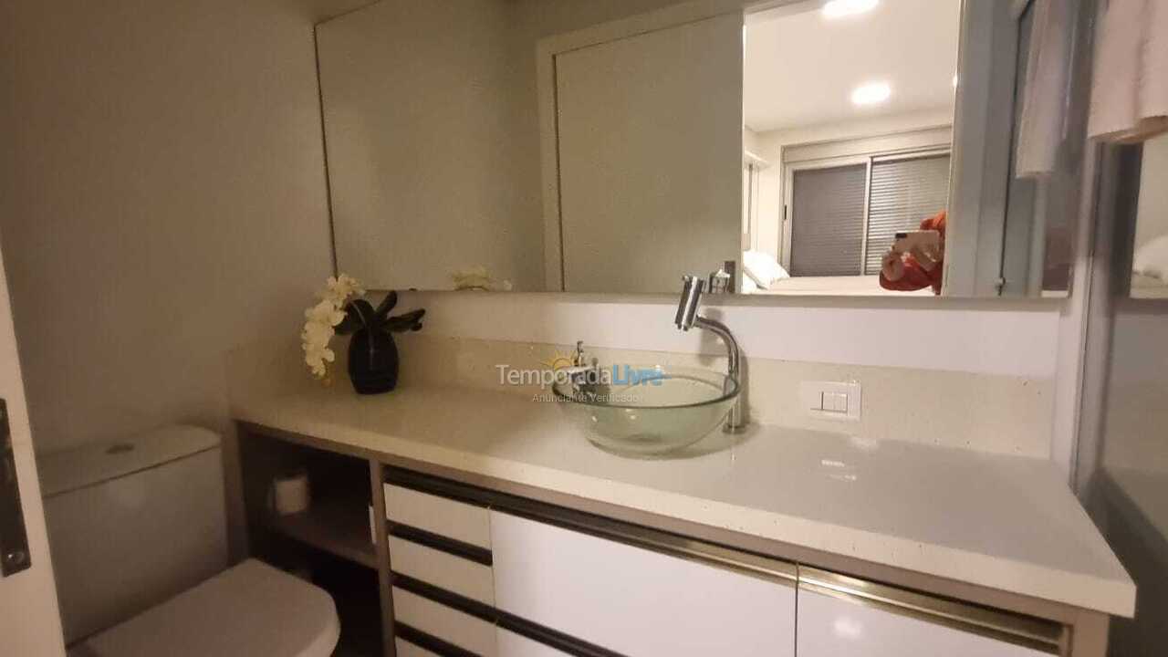 Apartamento para aluguel de temporada em Florianopolis (Jurerê)