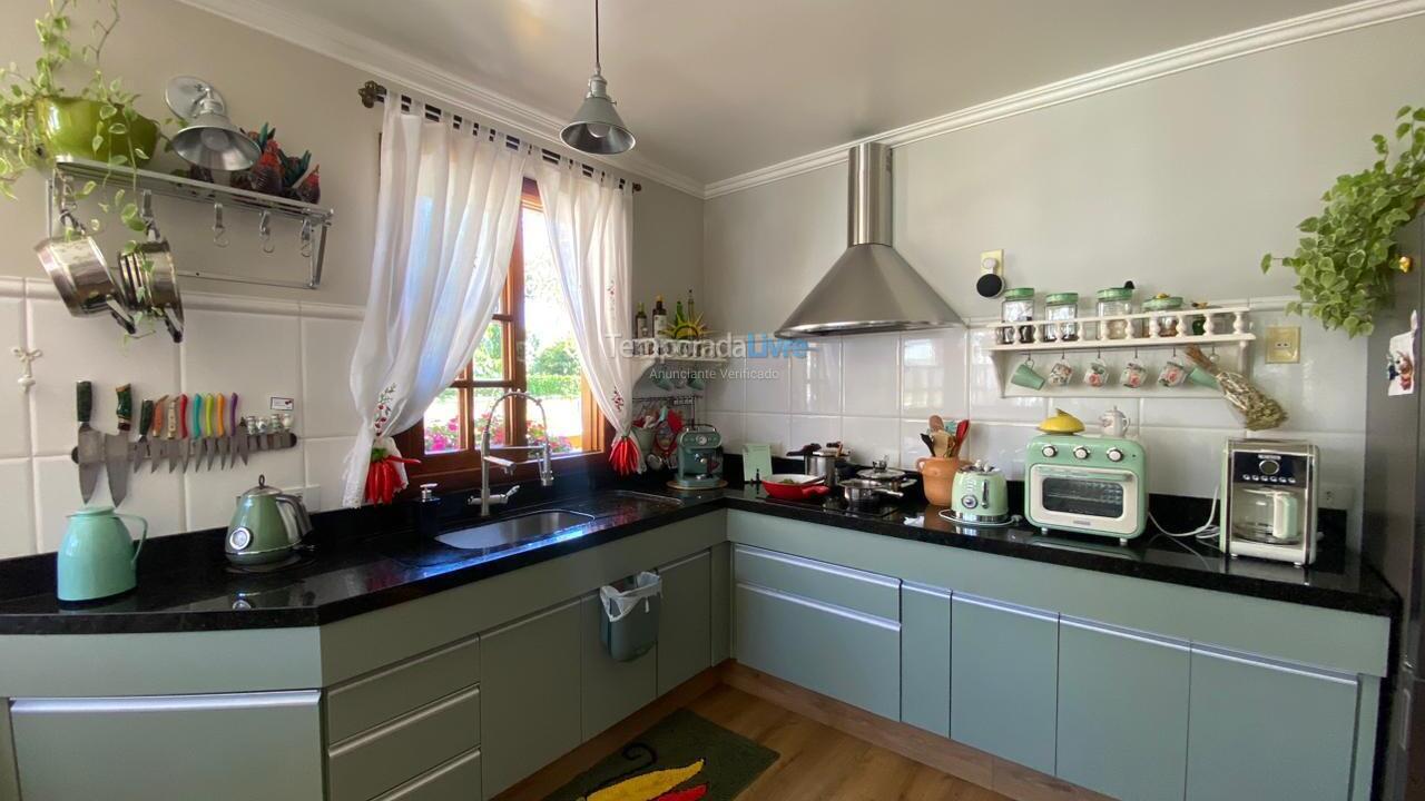 Casa para aluguel de temporada em Florianopolis (Jurerê)