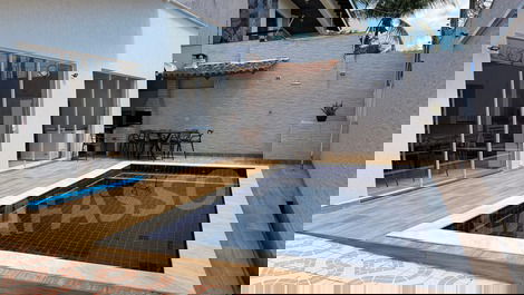 Casa para alugar em Guarujá - Balneareo Guarujá