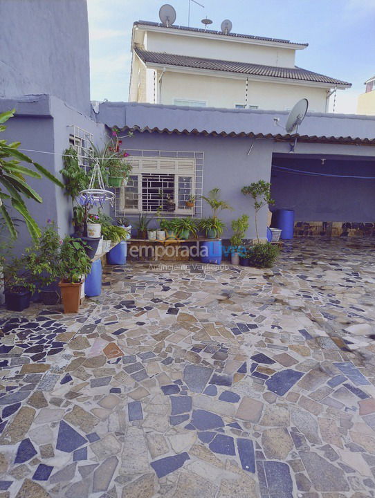 Apartment for vacation rental in Guarapari (Praia do Morro)