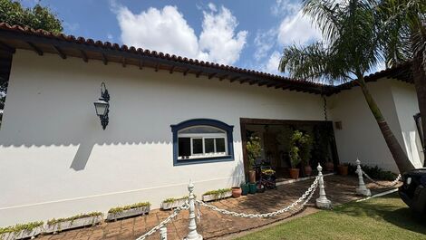 Hermosa casa en el Condominio Terras de São José I.