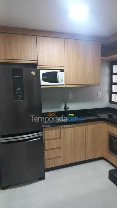 Apartamento para aluguel de temporada em Ubatuba (Praia Grande)