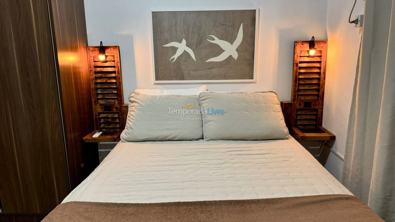 Casa para aluguel de temporada em Bombinhas (Praia de Bombas)