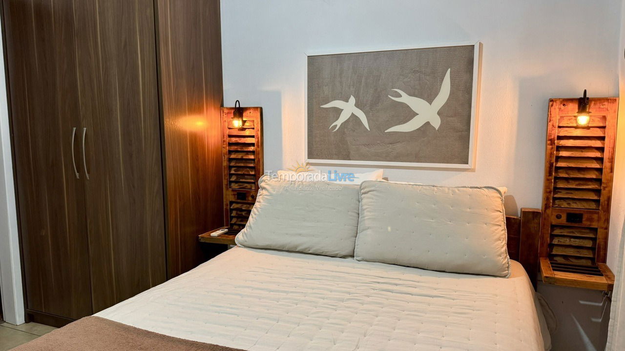 Casa para aluguel de temporada em Bombinhas (Praia de Bombas)