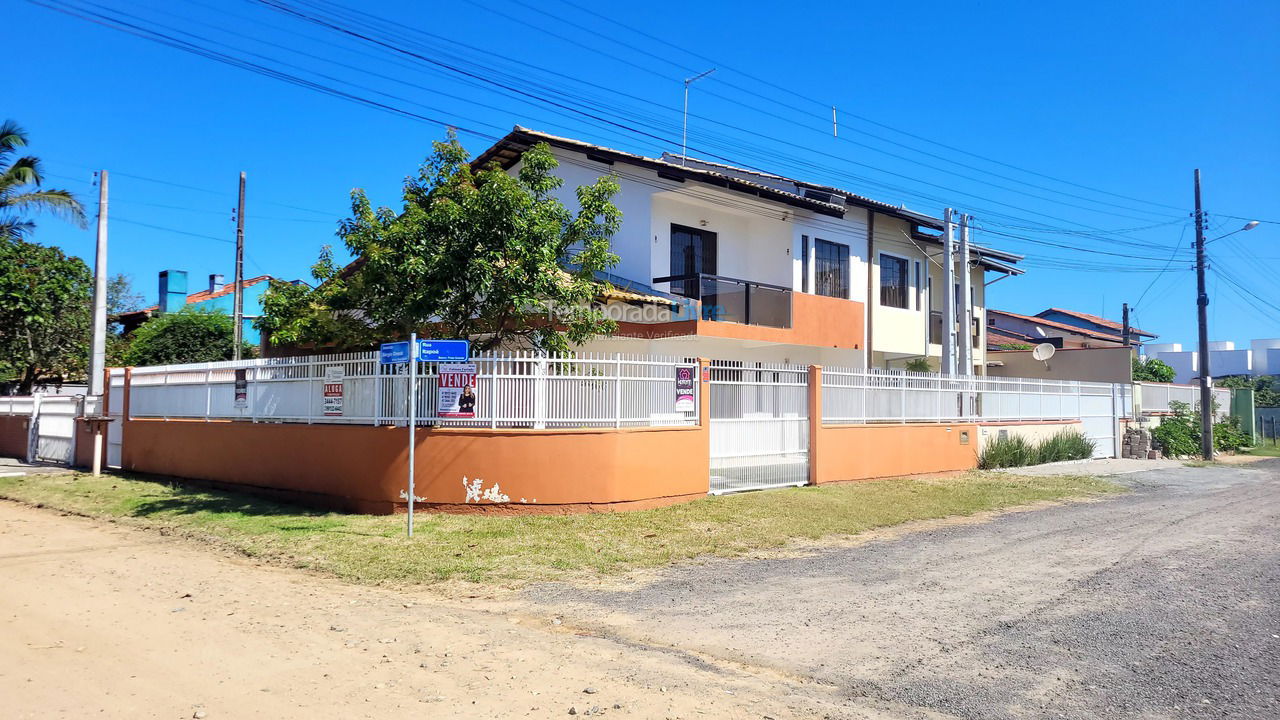 House for vacation rental in São Francisco do Sul (Praia Grande)