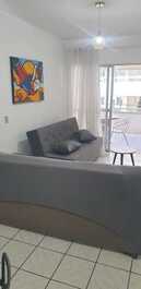 5 Min do Mar! Apto 2 Dorm, Churrasqueira e Ar nos Quartos. 6 Pessoas