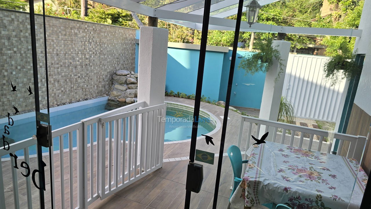 Casa para alquiler de vacaciones em Ubatuba (Praia do Tenório)